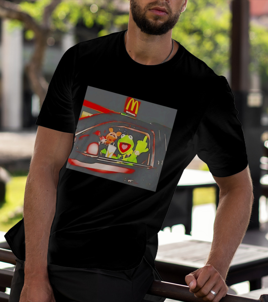 Kermit Frog Middle Finger Miss Piggy Car McDonald's Ride T-Shirt