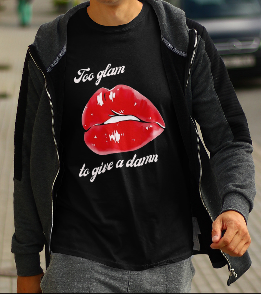 Too Glam Red Lips Attitude T-Shirt