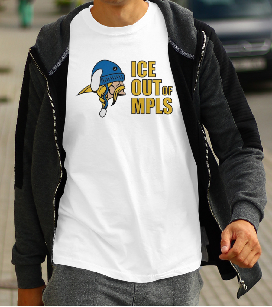 ICE Out Of MPLS Minnesota Vikings Fan T-Shirt