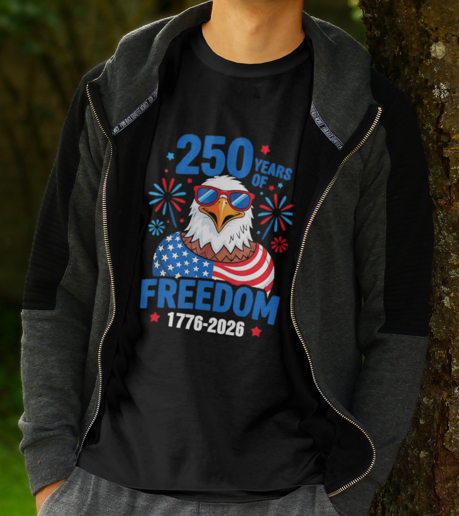 250 Years Of Freedom 1776 2026 Patriotic Bald Eagle USA Flag Celebration T-Shirt
