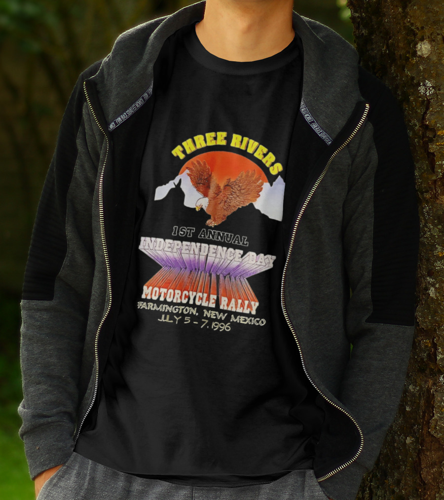 Three Rivers Independence Day Motorcycle Rally Bald Eagle Sunset T-Shirt