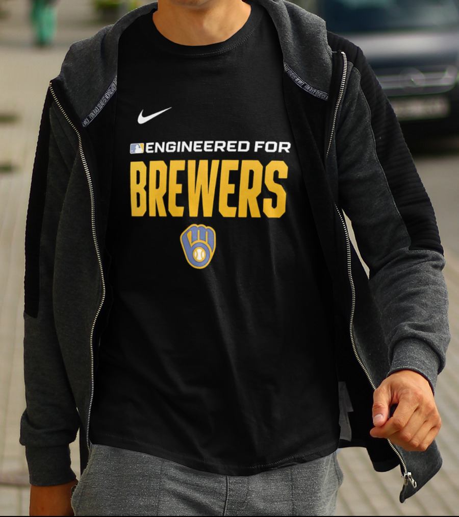 Nike MLB Engineered For Brewers Milwaukee T-Shirt