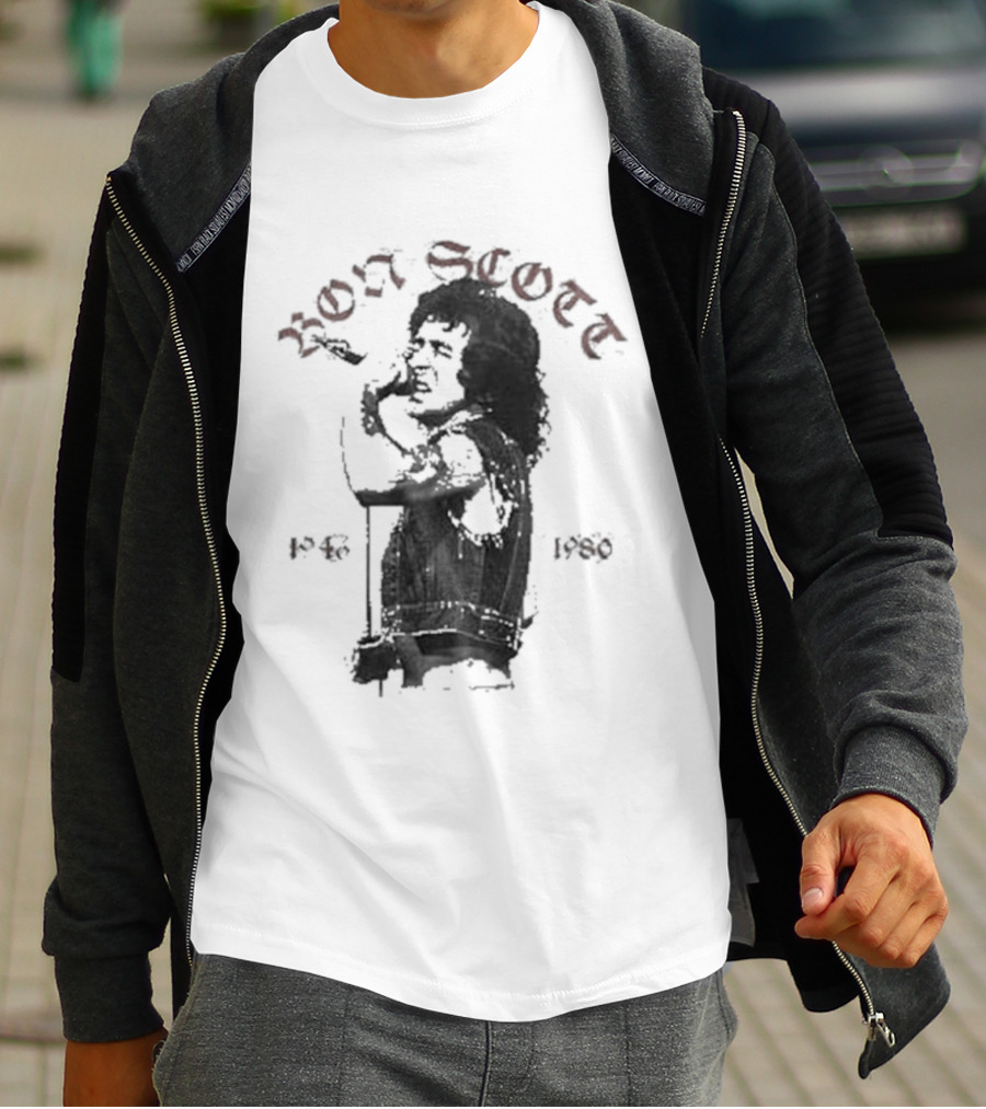 Bon Scott 1946 1980 Vocalist Tribute Memorabilia T-Shirt