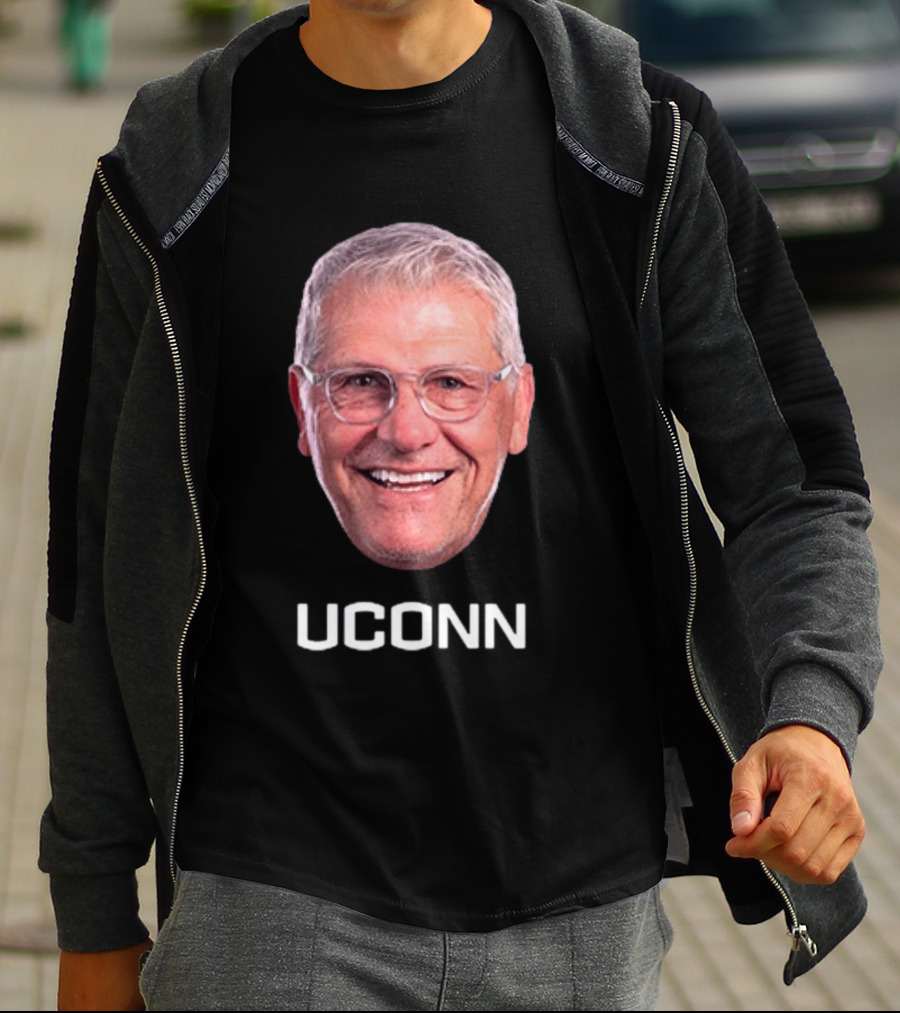 Geno Auriemma UConn Huskies Coach Smiling Face T-Shirt