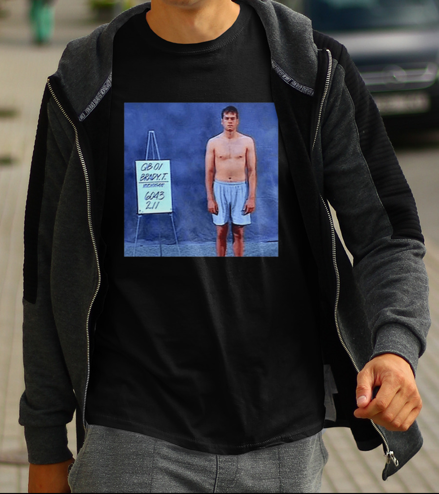 QB 01 Brady Combine Photo 6'04'' 211 T-Shirt