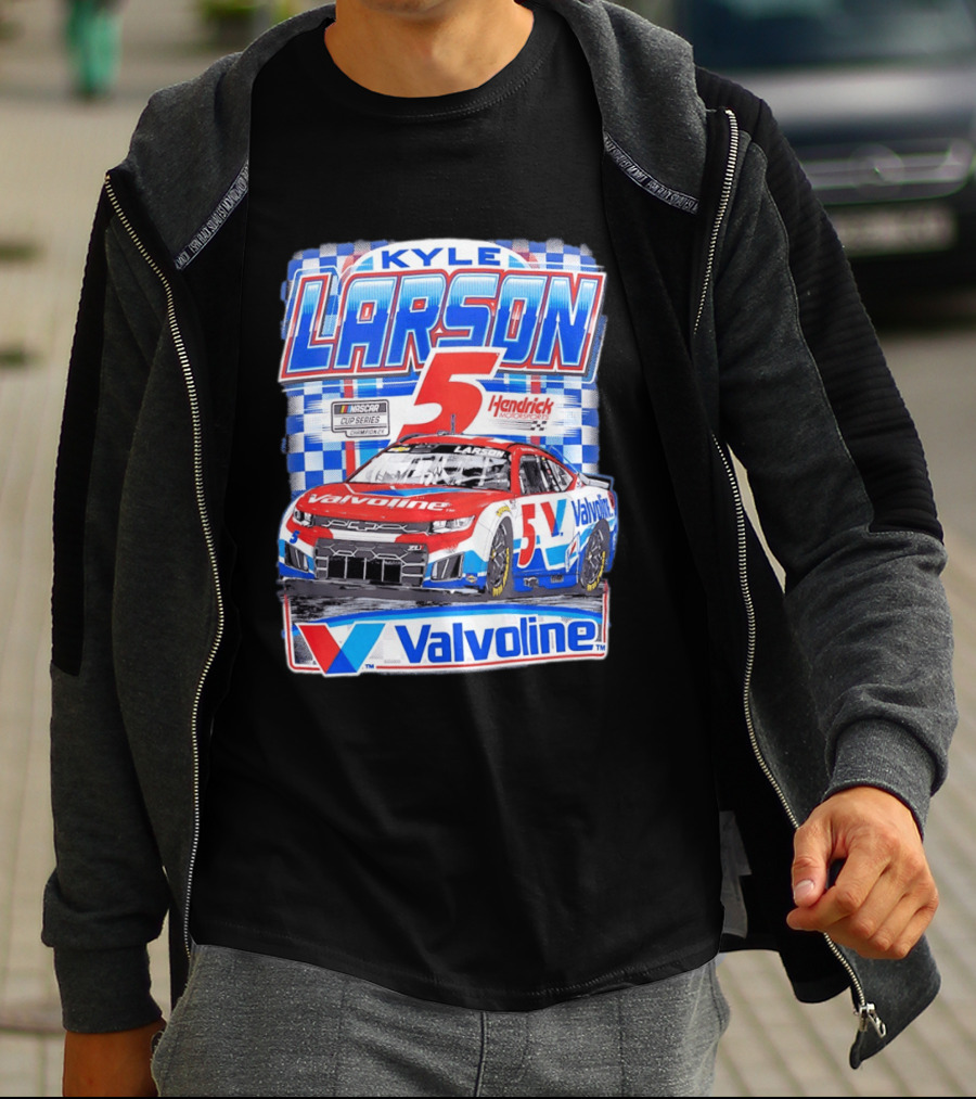 Kyle Larson 5 Valvoline Hendrick Motorsports NASCAR Cup Series Chevrolet Camaro ZL1 T-Shirt