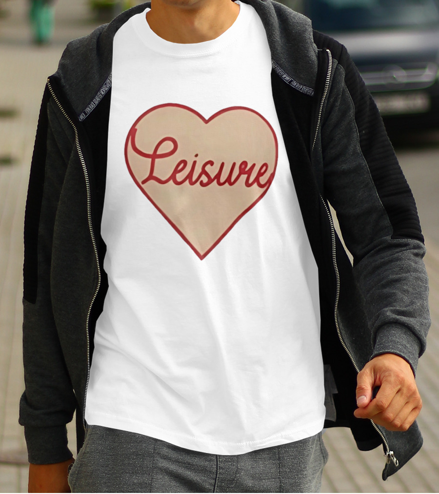 Leisure Heart Vintage Script Style Red T-Shirt