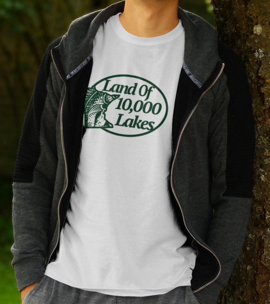 Land Of 10000 Lakes Fish Minnesota T-Shirt