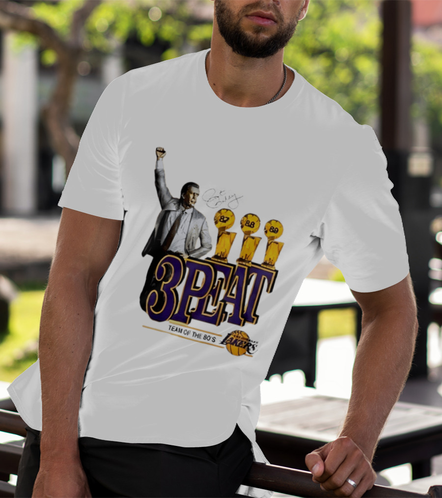 Los Angeles Lakers 3 Peat Team Of The 80s Pat Riley Champions 87 88 89 T-Shirt