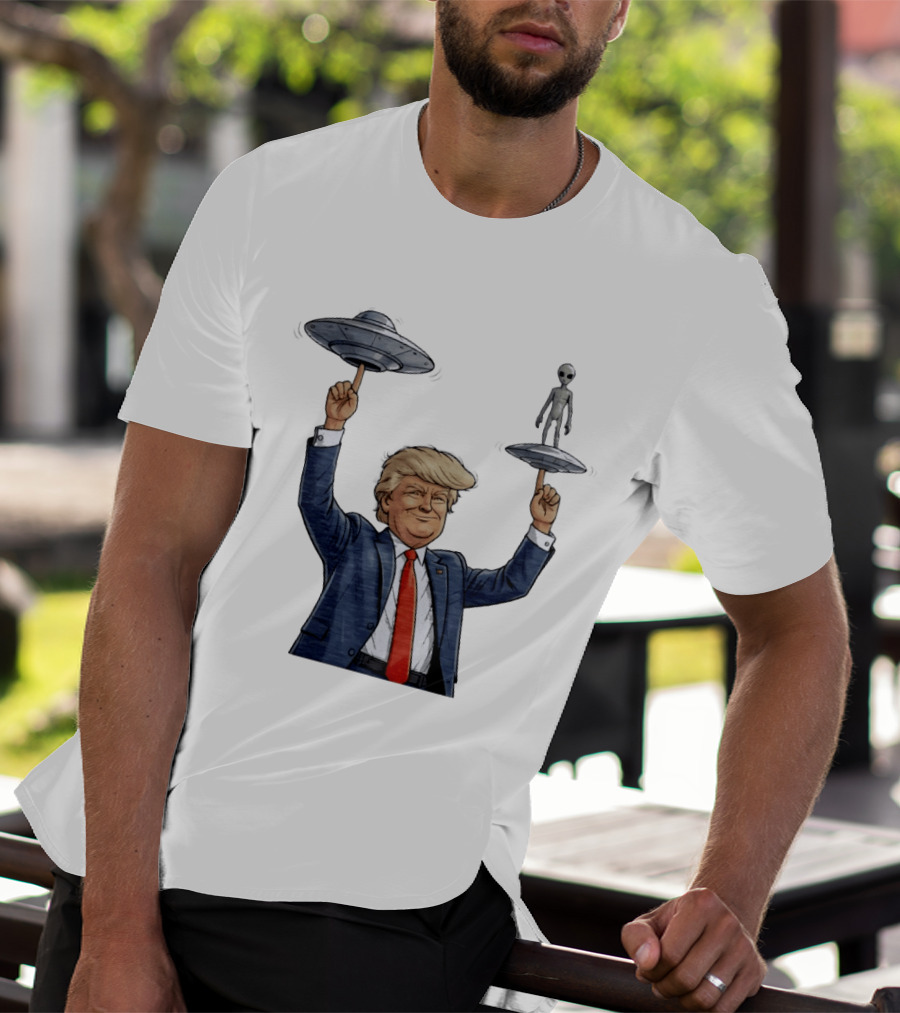 Trump Alien UFO Balancing Act Spinner T-Shirt