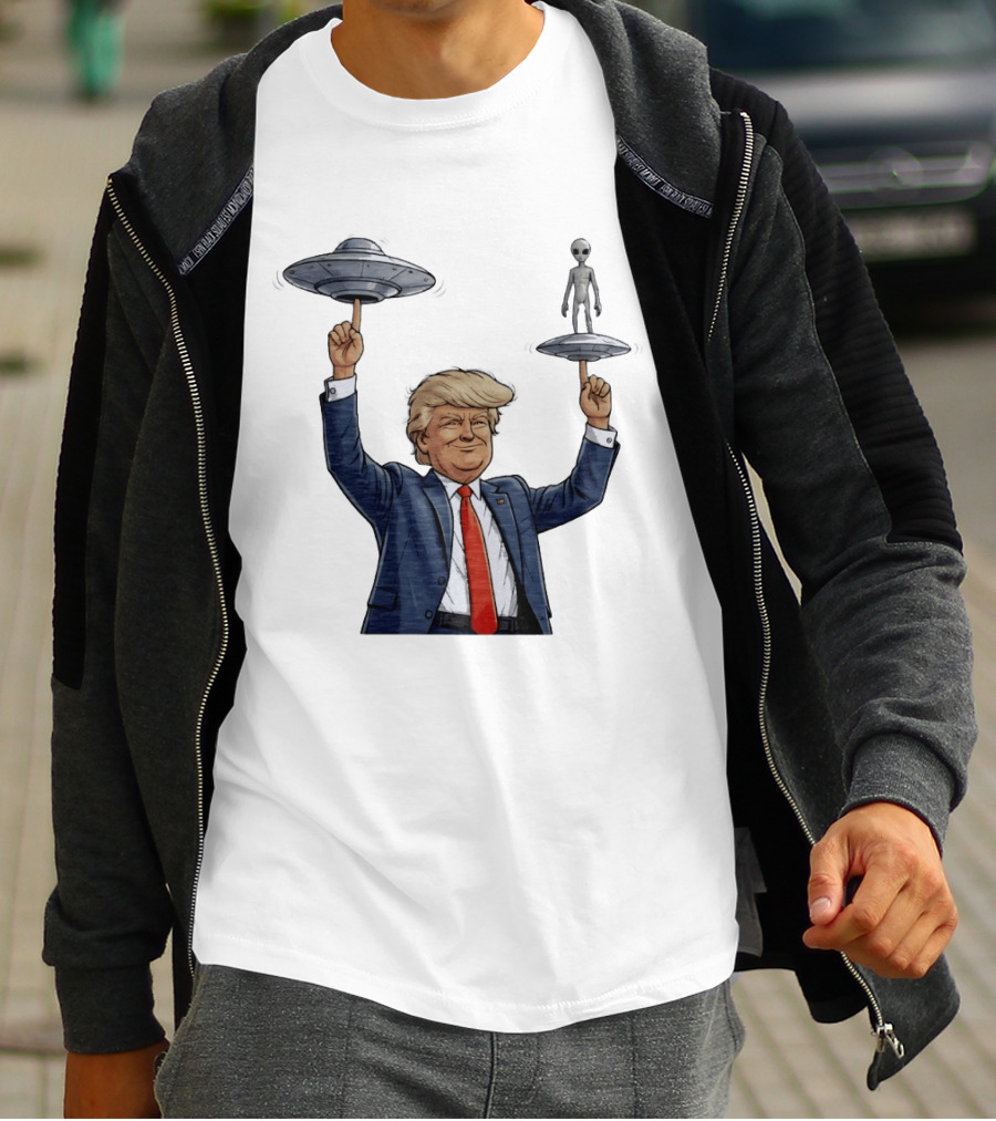 Trump Alien UFO Balancing Act Spinner T-Shirt