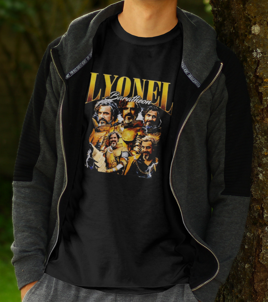Lyonel Baratheon Golden Armor Kingsguard Character Montage T-Shirt