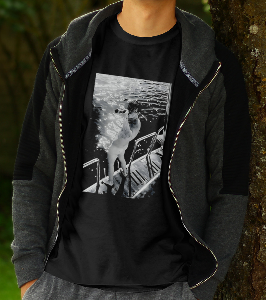 Yungblud Naked And Jumping Into Water Scene T-Shirt