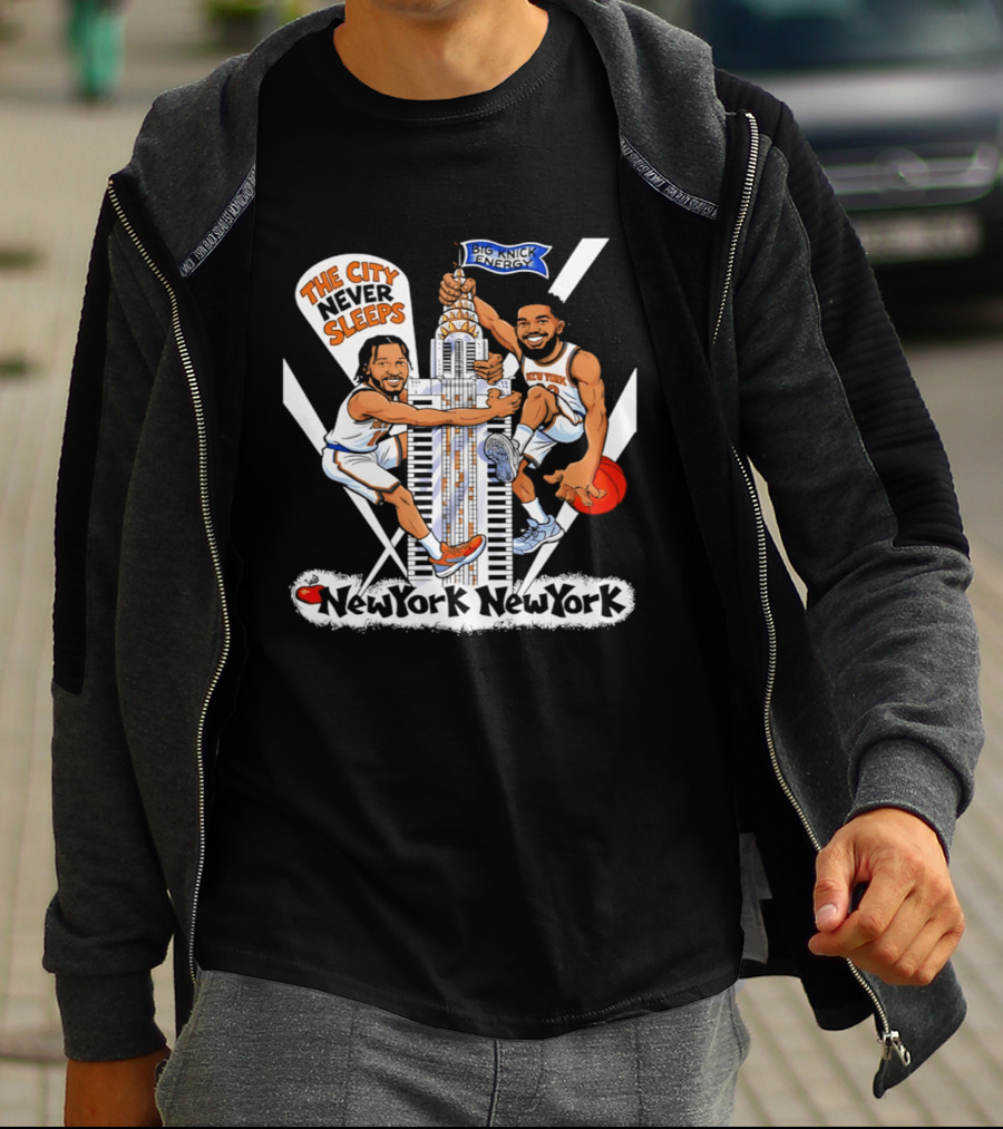 The City Never Sleeps New York New York Knicks T-Shirt