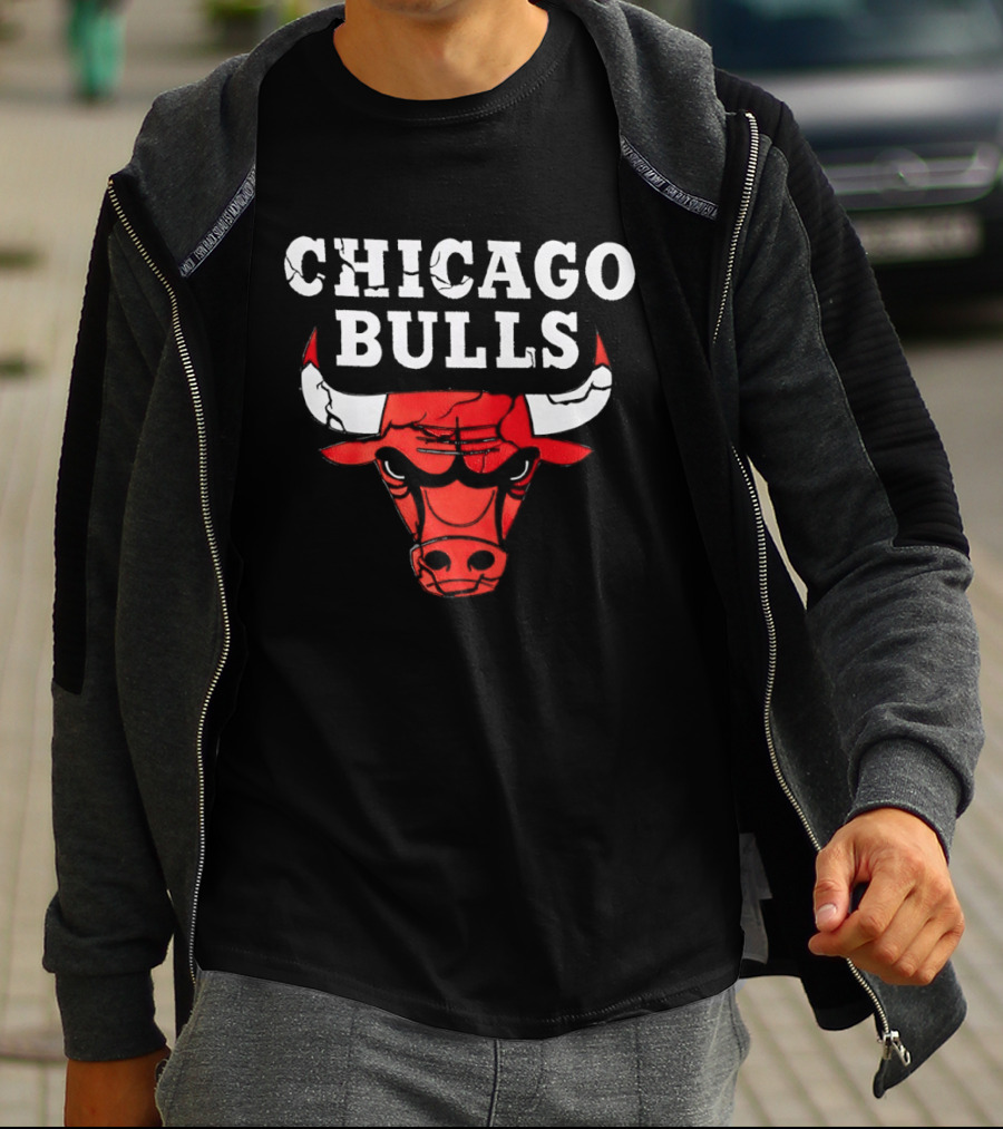 Chicago Bulls Red Bull Head Iconic NBA Team T-Shirt