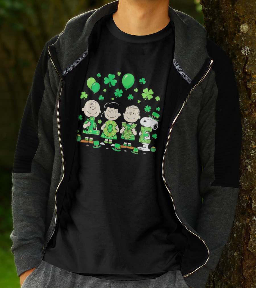 Snoopy Charlie Brown And Friends Love Shamrock St. Patrick's Day Celebration T-Shirt