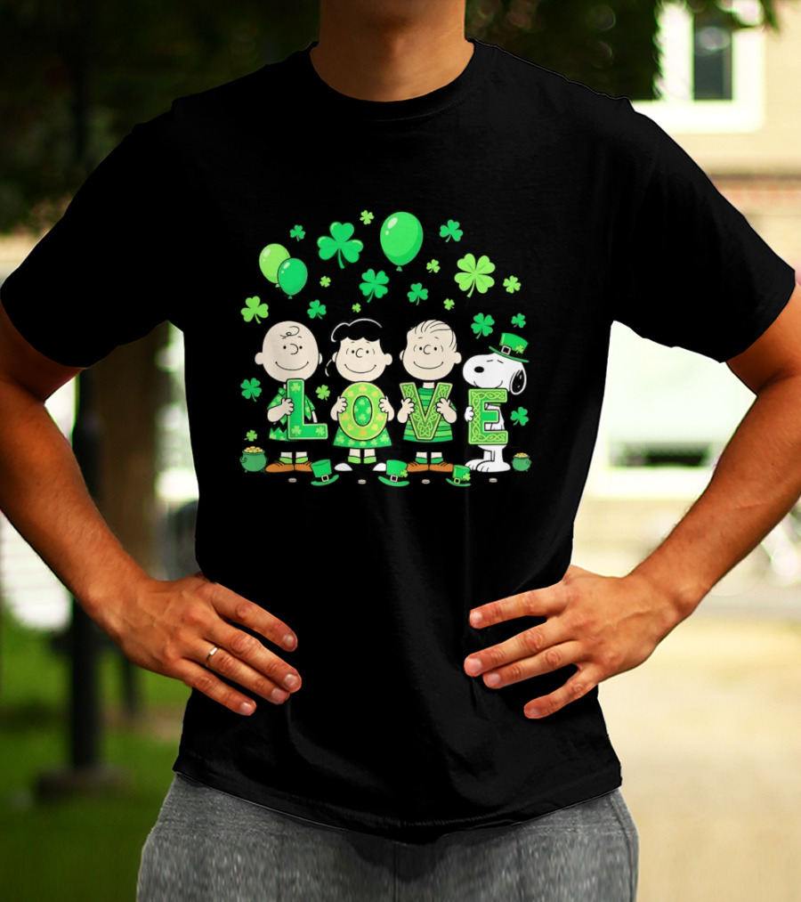 Snoopy Charlie Brown And Friends Love Shamrock St. Patrick's Day Celebration T-Shirt