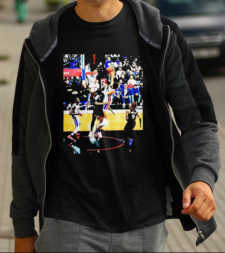 Cade Cunningham Dunking Over Drummond Basketball Game Action Scene T-Shirt