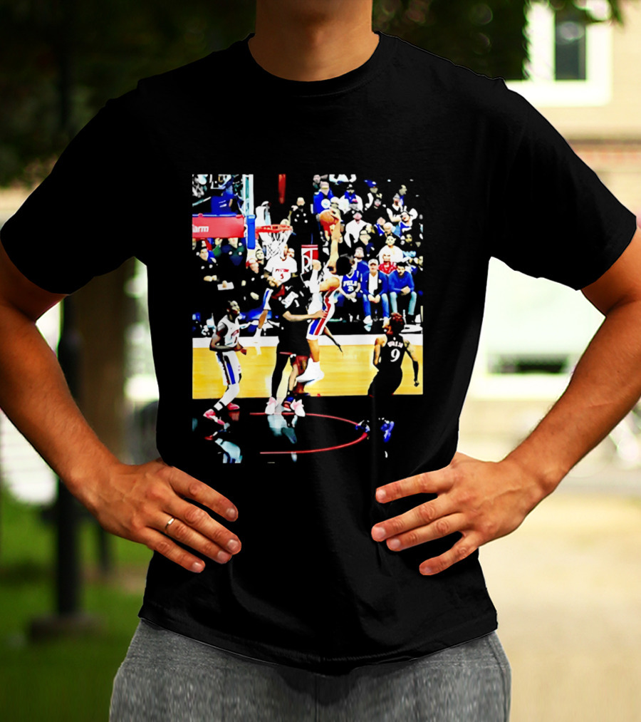 Cade Cunningham Dunking Over Drummond Basketball Game Action Scene T-Shirt