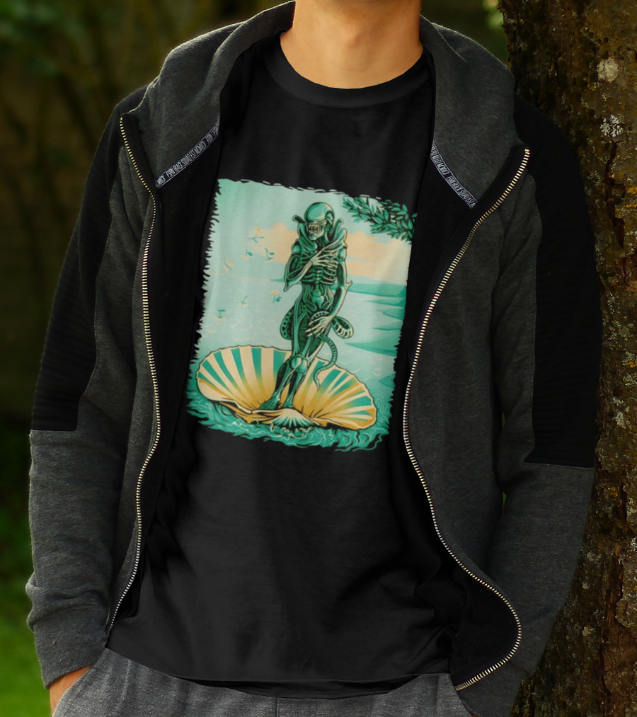 Alien Seated On Seashell The Birth Of Alienus Fusion Renaissance T-Shirt