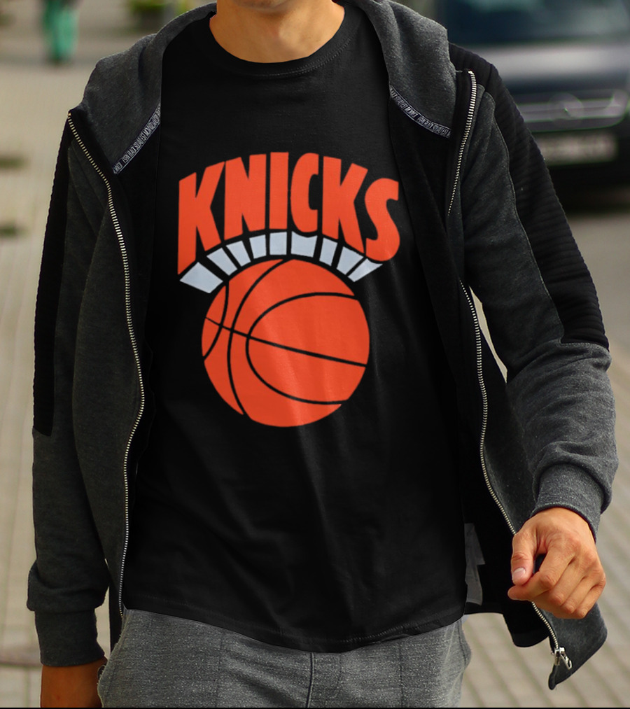 Knicks Basketball Orange Ball Classic Team T-Shirt