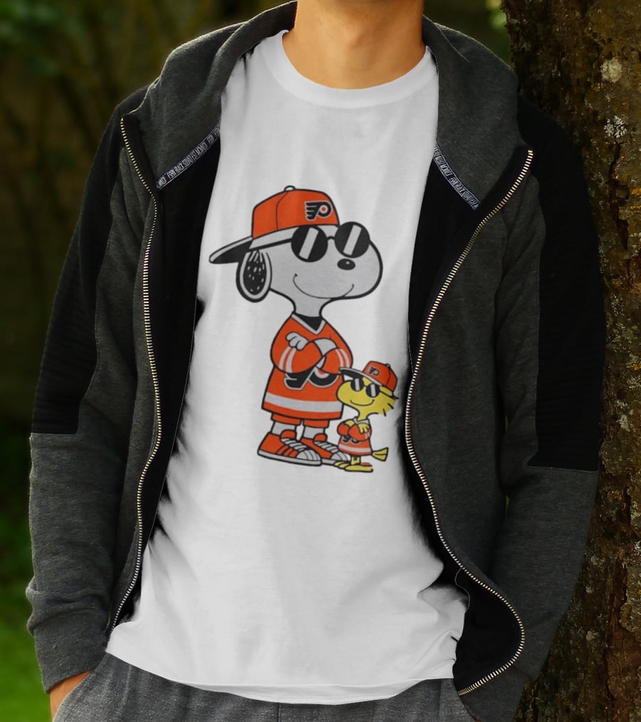 Snoopy Woodstock Philadelphia Flyers NHL Hockey Sunglasses T-Shirt