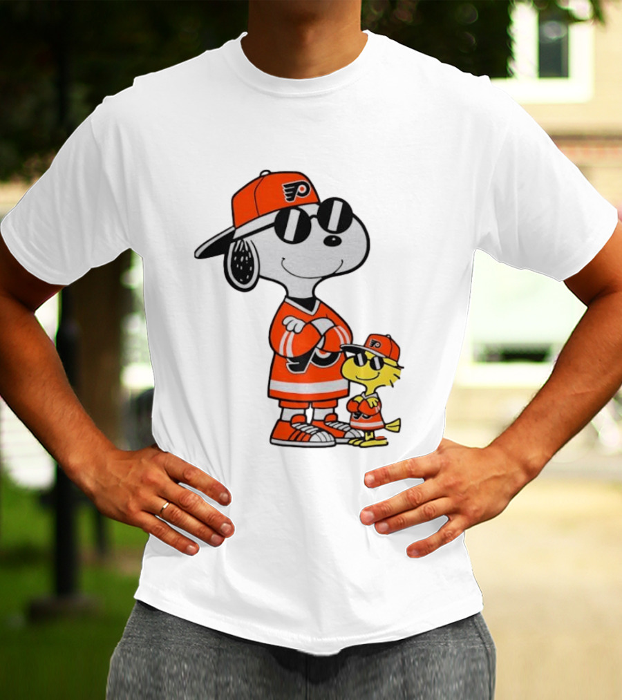 Snoopy Woodstock Philadelphia Flyers NHL Hockey Sunglasses T-Shirt