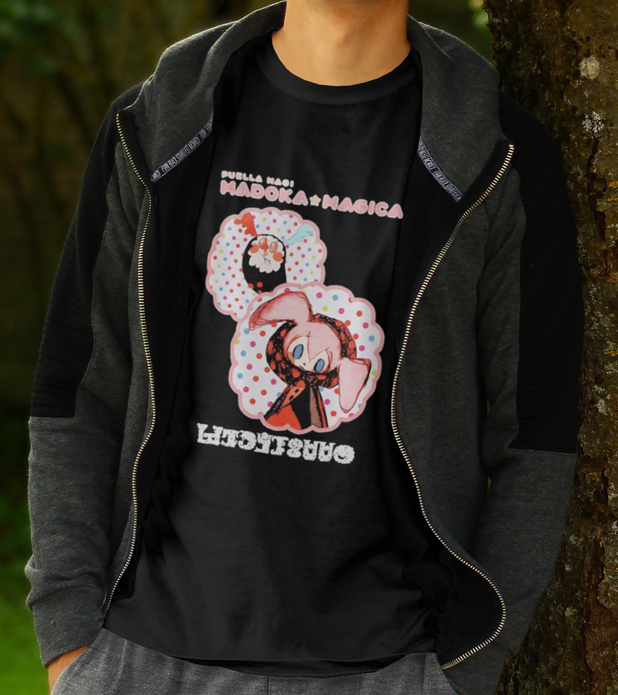 Puella Magi Madoka Magica Cute Kawaii Kyubey Quilt T-Shirt