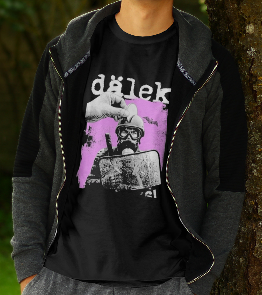 Dalek Brilliance Moon Tour Riot Gear Gas Mask T-Shirt