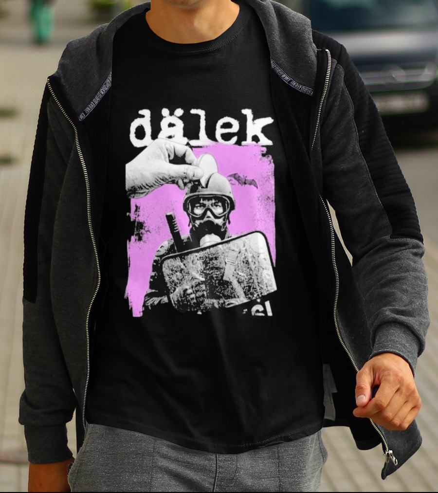 Dalek Brilliance Moon Tour Riot Gear Gas Mask T-Shirt