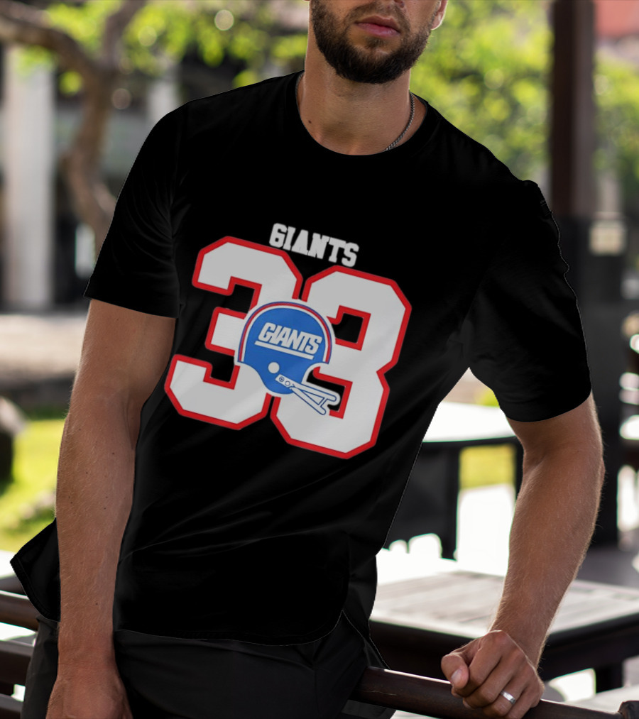 New York Giants 33 Helmet 80s Retro Football T-Shirt