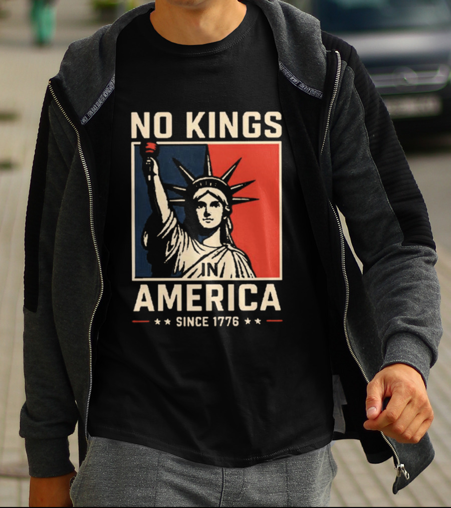 No Kings America Statue Since 1776 Comfort Colors® T-Shirt