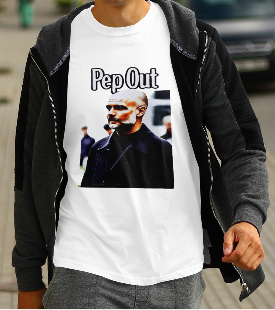 Pep Out Football Manager Critique T-Shirt