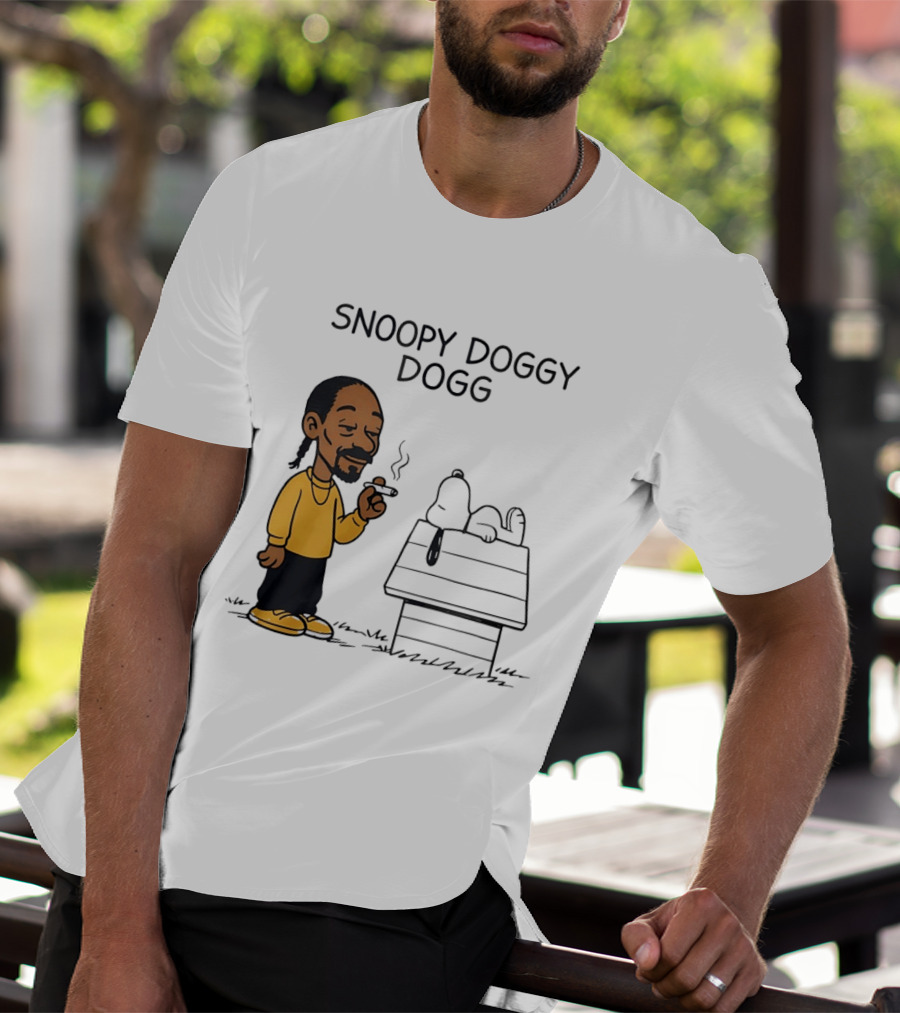 Snoopy Doggy Dogg Snoop Dogg And Snoopy Mashup T-Shirt