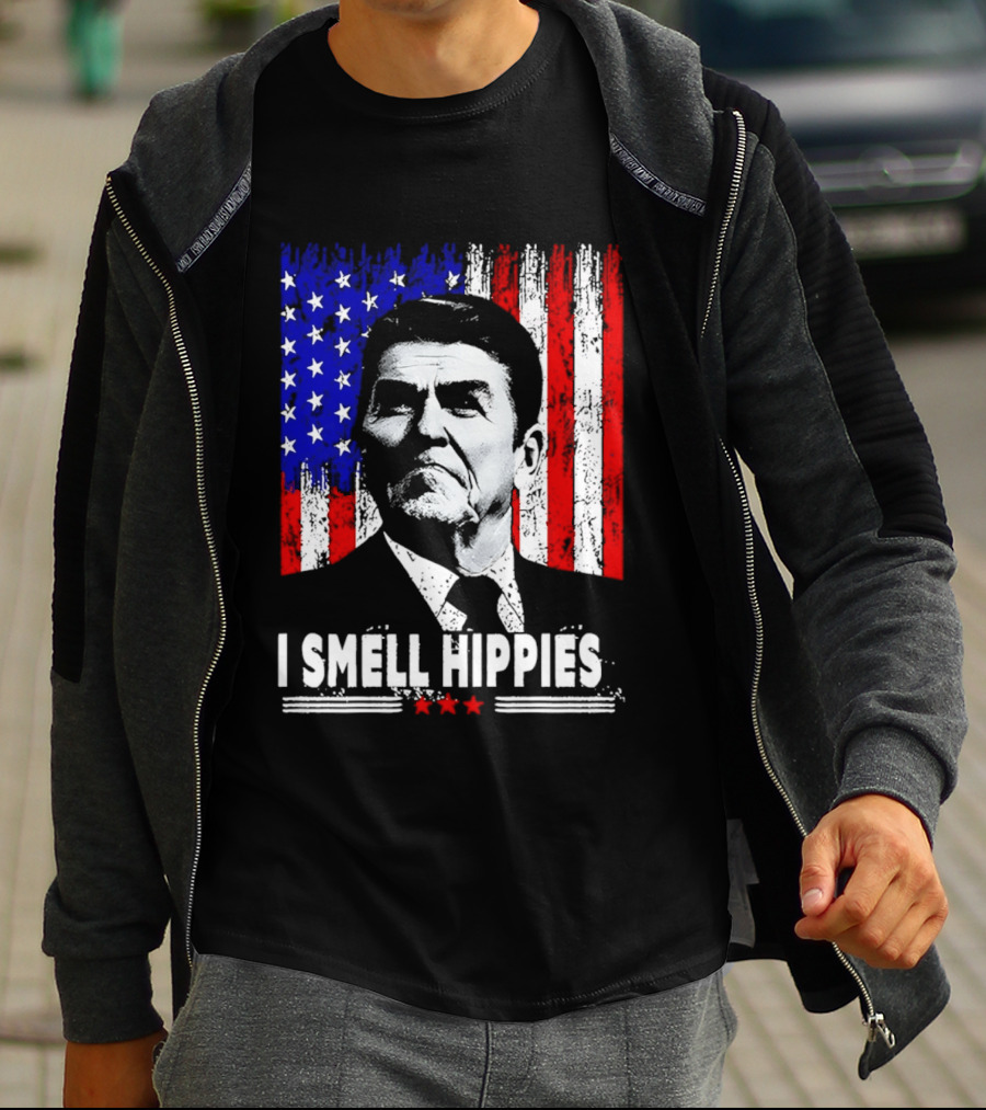 I Smell Hippies Reagan USA Flag Stars And Stripes T-Shirt