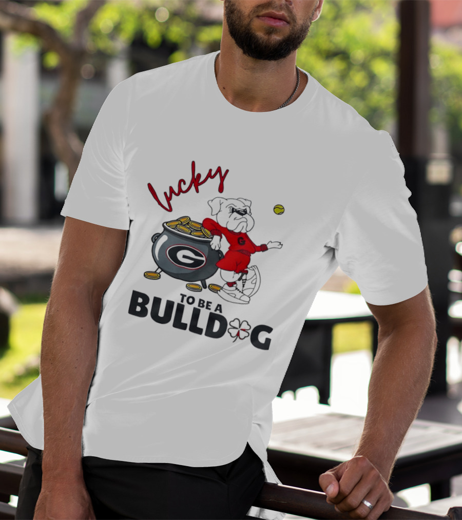 Lucky To Be A Georgia Bulldogs Football Fan With Pot Of Gold And Clover T-Shirt