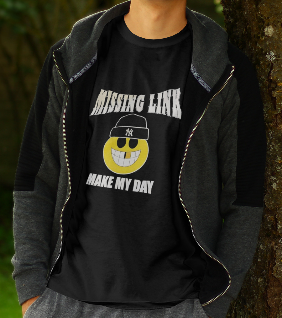 New York Yankees Missing Link Make My Day Smiley Face T-Shirt