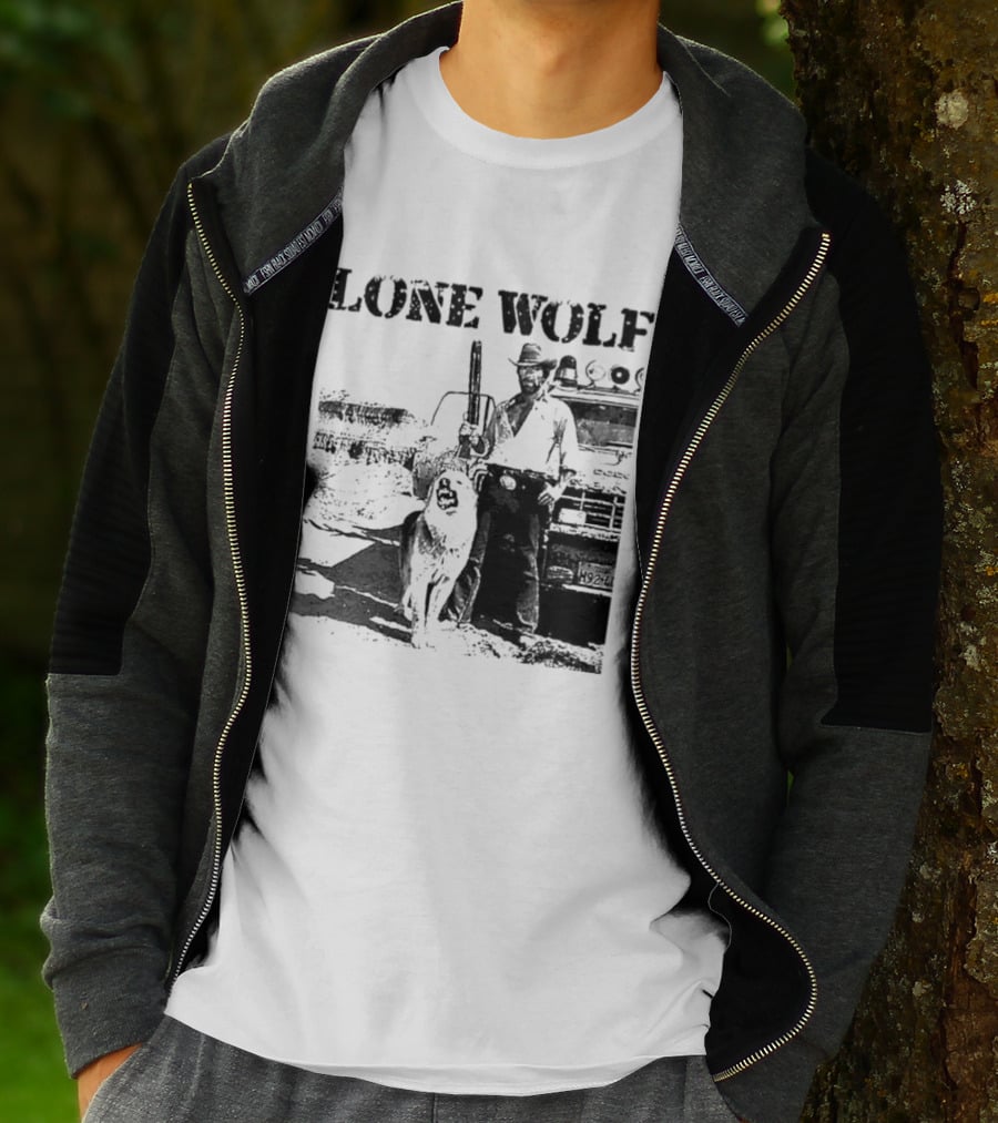 Chuck Norris Lone Wolf McQuade Vintage Action Scene T-Shirt