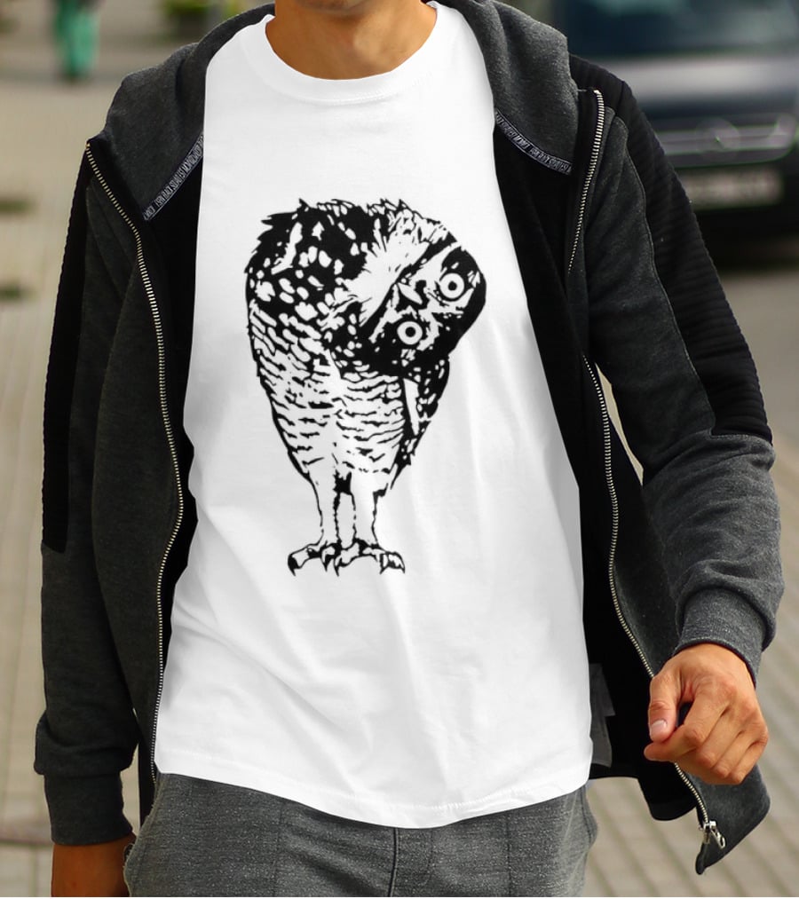 Linocut Owl Head Tilt Curious Bird Wildlife Sketch T-Shirt