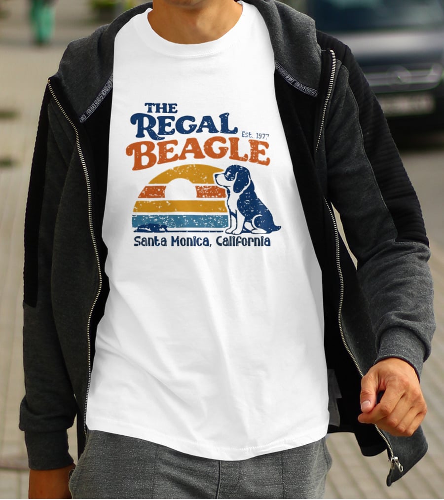 The Regal Beagle Santa Monica California Est 1977 Vintage Sunset Dog T-Shirt