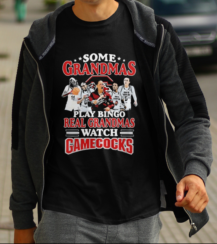 Some Grandmas Play Bingo Real Grandmas Gamecocks T-Shirt