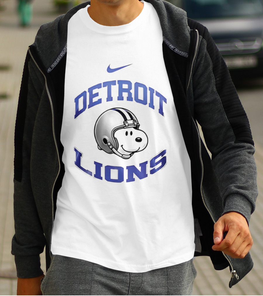 Nike Detroit Lions Snoopy Helmet 2026 T-Shirt