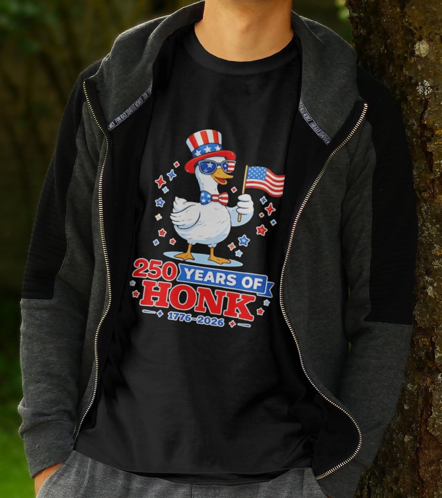 Patriotic Goose Holding US Flag 250 Years Of Honk 1776 2026 T-Shirt
