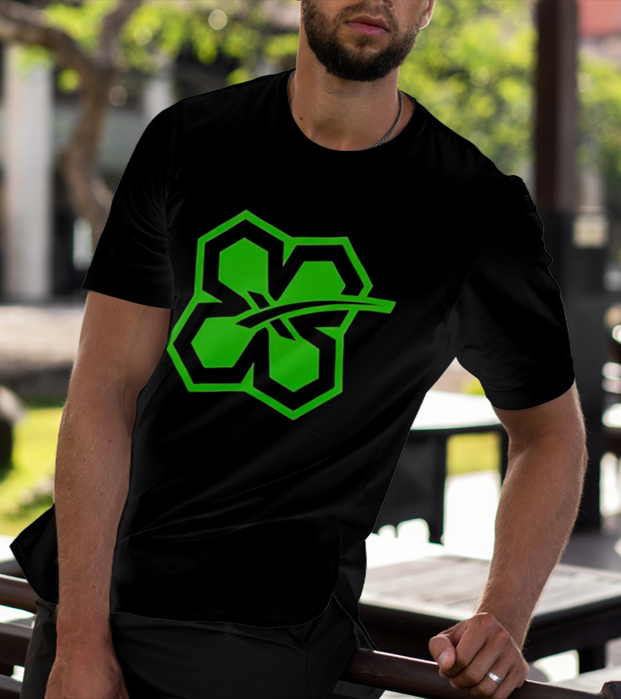 Lucky Four Leaf Clover Symbol Green T-Shirt
