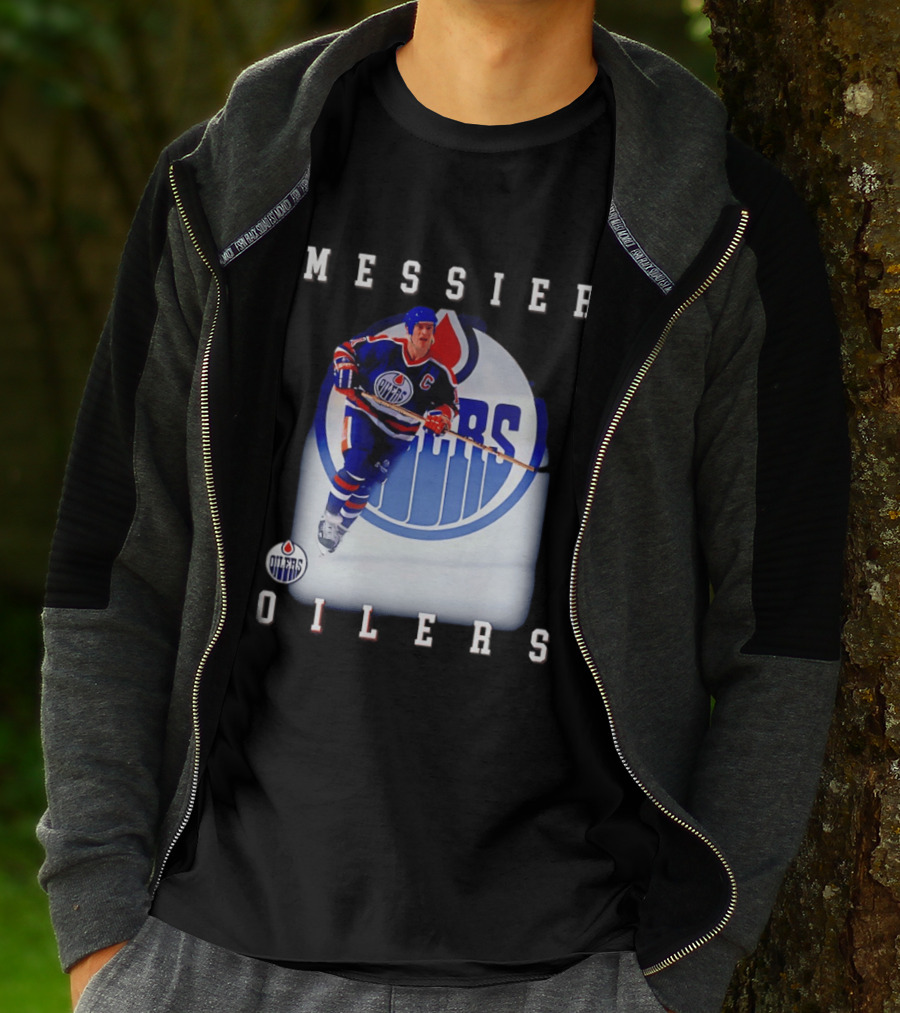 Edmonton Oilers Mark Messier Legendary Hockey Player Iconic Team Legacy T-Shirt