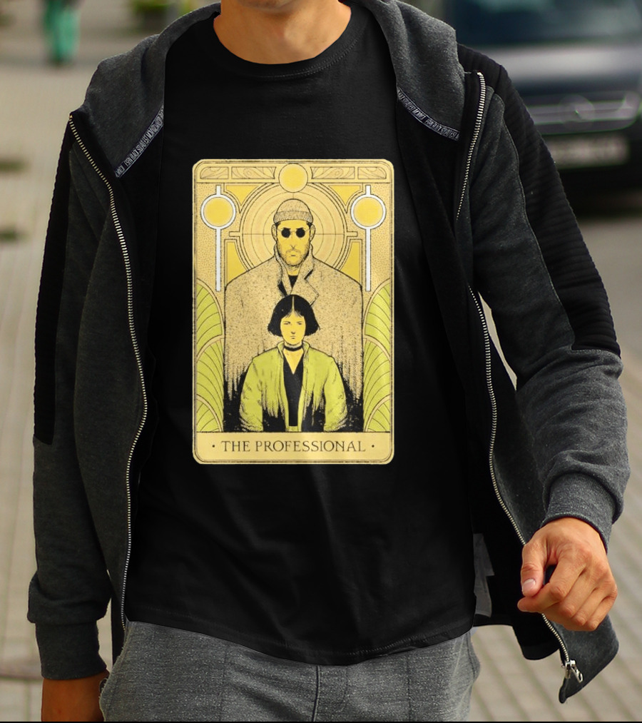 Léon The Professional Tarot Card T-Shirt