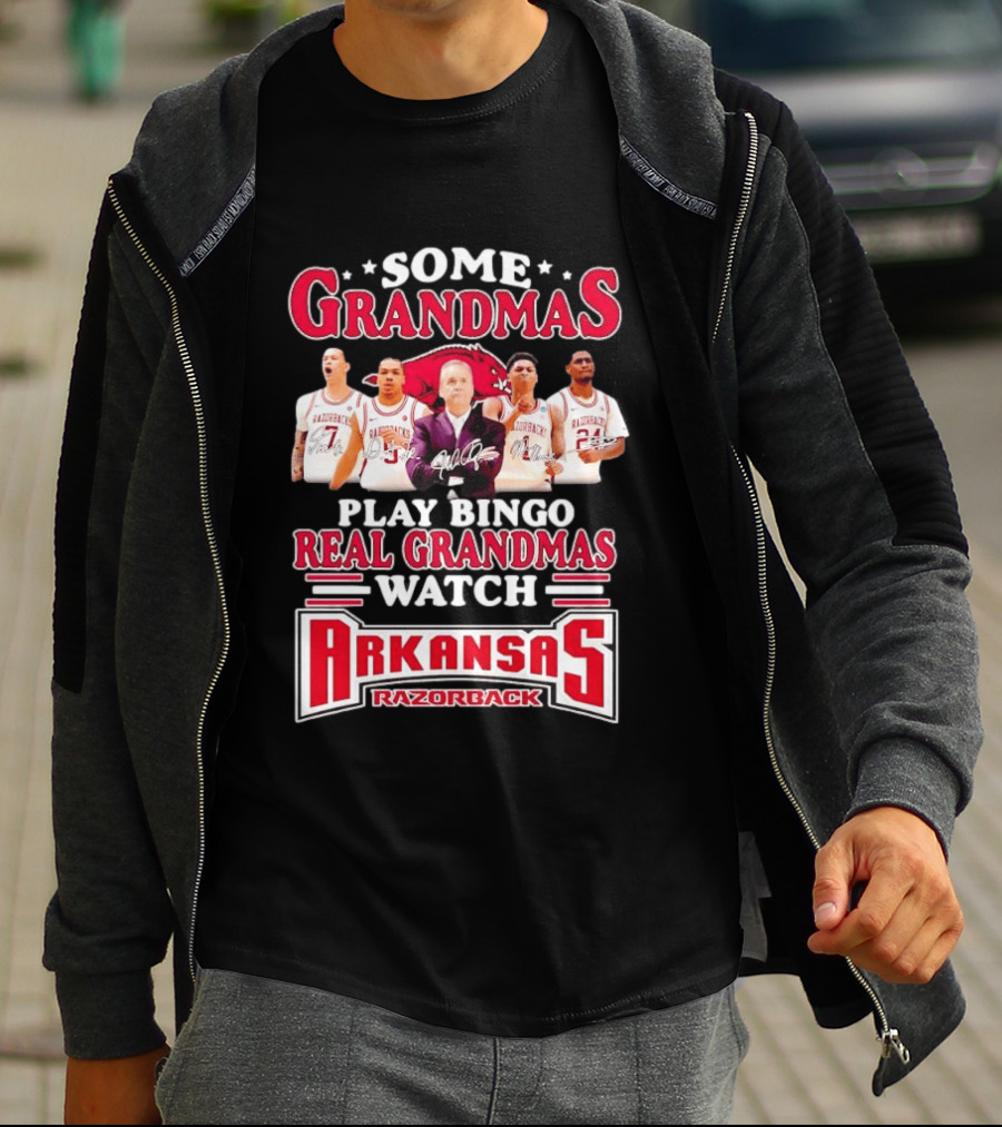 Some Grandmas Play Bingo Real Grandmas Arkansas Razorbacks Razorback T-Shirt