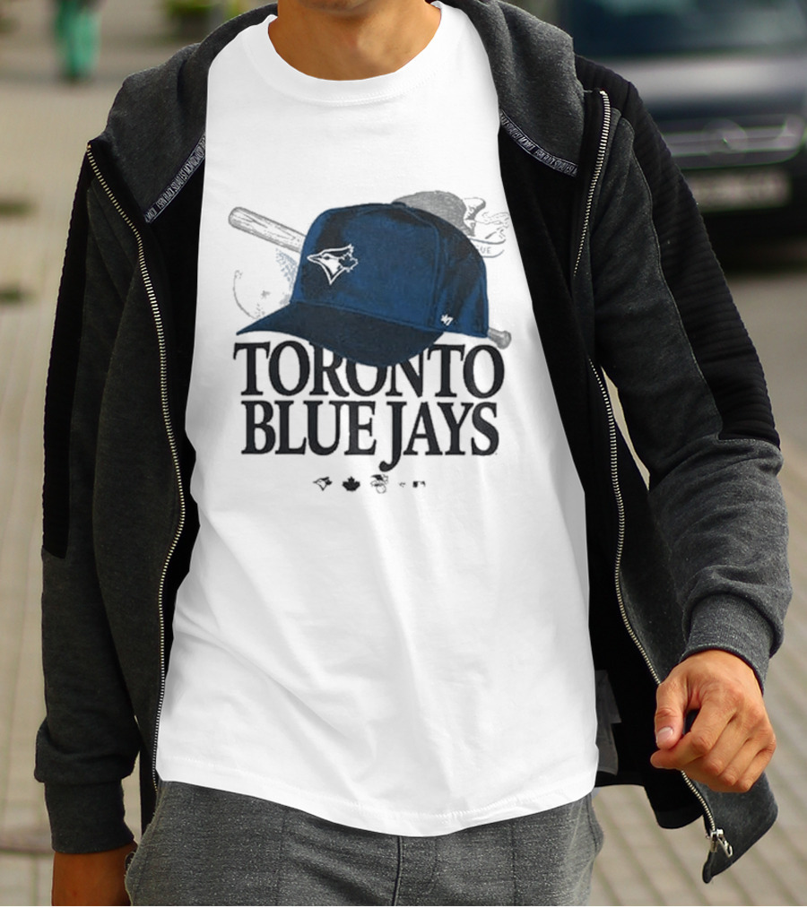 Toronto Blue Jays Baseball Cap And Bat Motif '47 T-Shirt