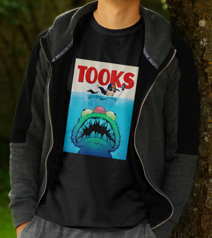 TOOKS Cartoon Giant Monster Inspired By Jaws With Diver And Cap T-Shirt