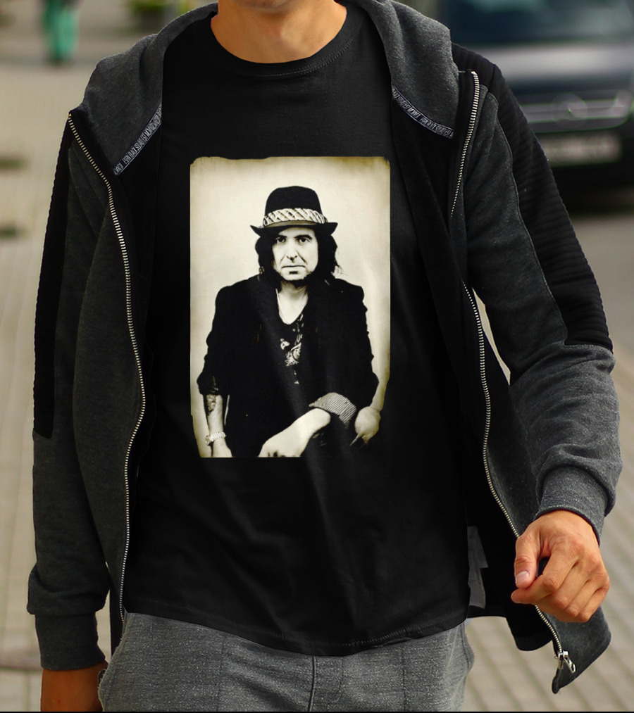Phil Campbell Vintage Style Portrait Wearing Hat T-Shirt